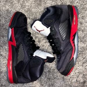 Air jordan 5 (gs)